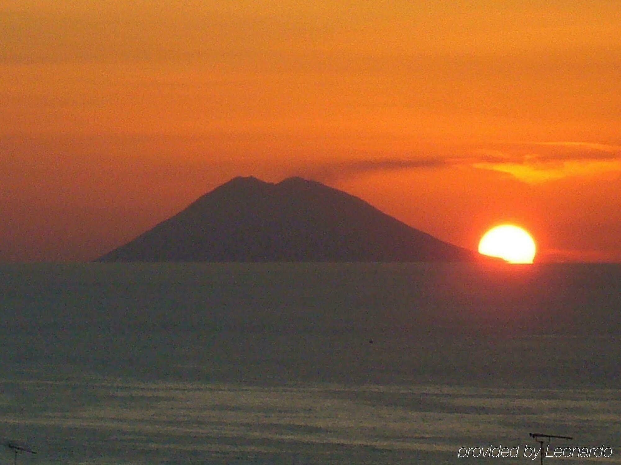 Hotel Virgilio Tropea Exterior foto